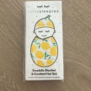 NWT Lemon Swaddle Set